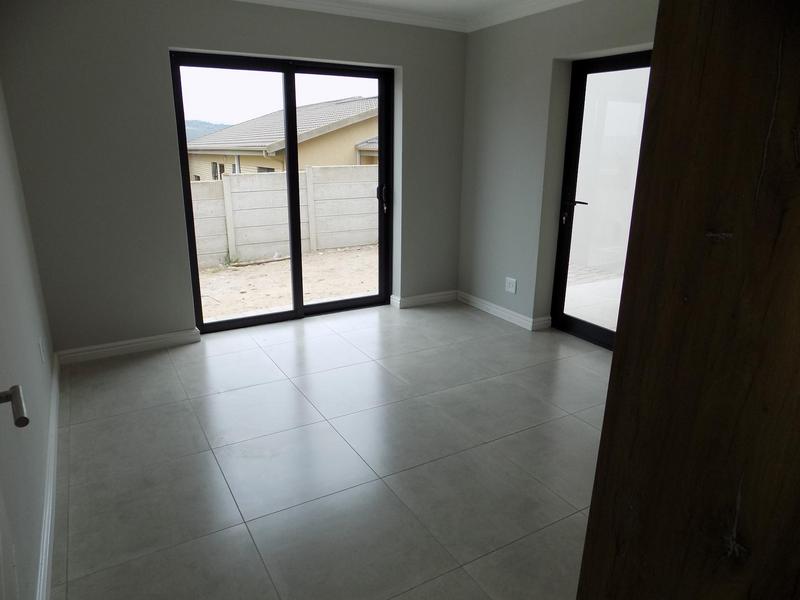 3 Bedroom Property for Sale in Fraaiuitsig Western Cape